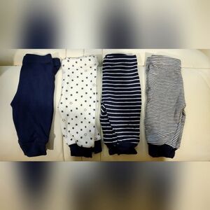 Baby pants nwot size 3 Months (two sets)